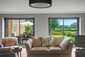 Sitting Room- click for photo gallery